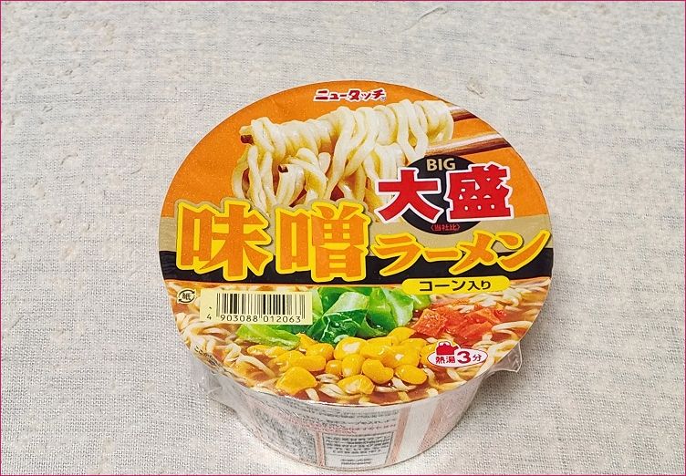 ニュータッチコーン入り大盛味噌ラーメン